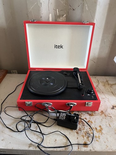 Itek red cased portable - itek, vinyl